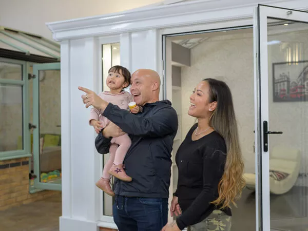 showroom-people-inner-7